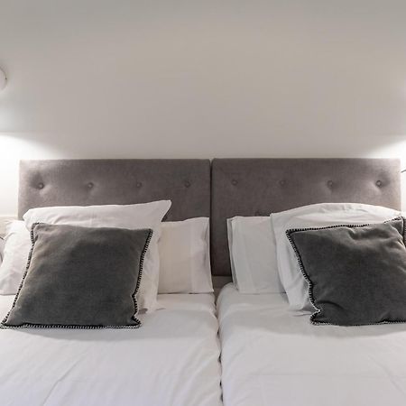 Homeloving Apartment Bilbao Centre With Parking Kültér fotó