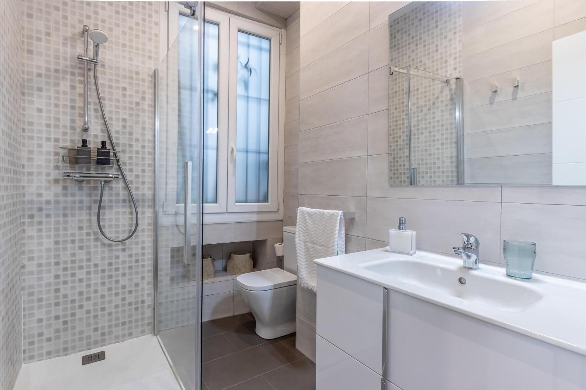 Homeloving Apartment Bilbao Centre With Parking Kültér fotó