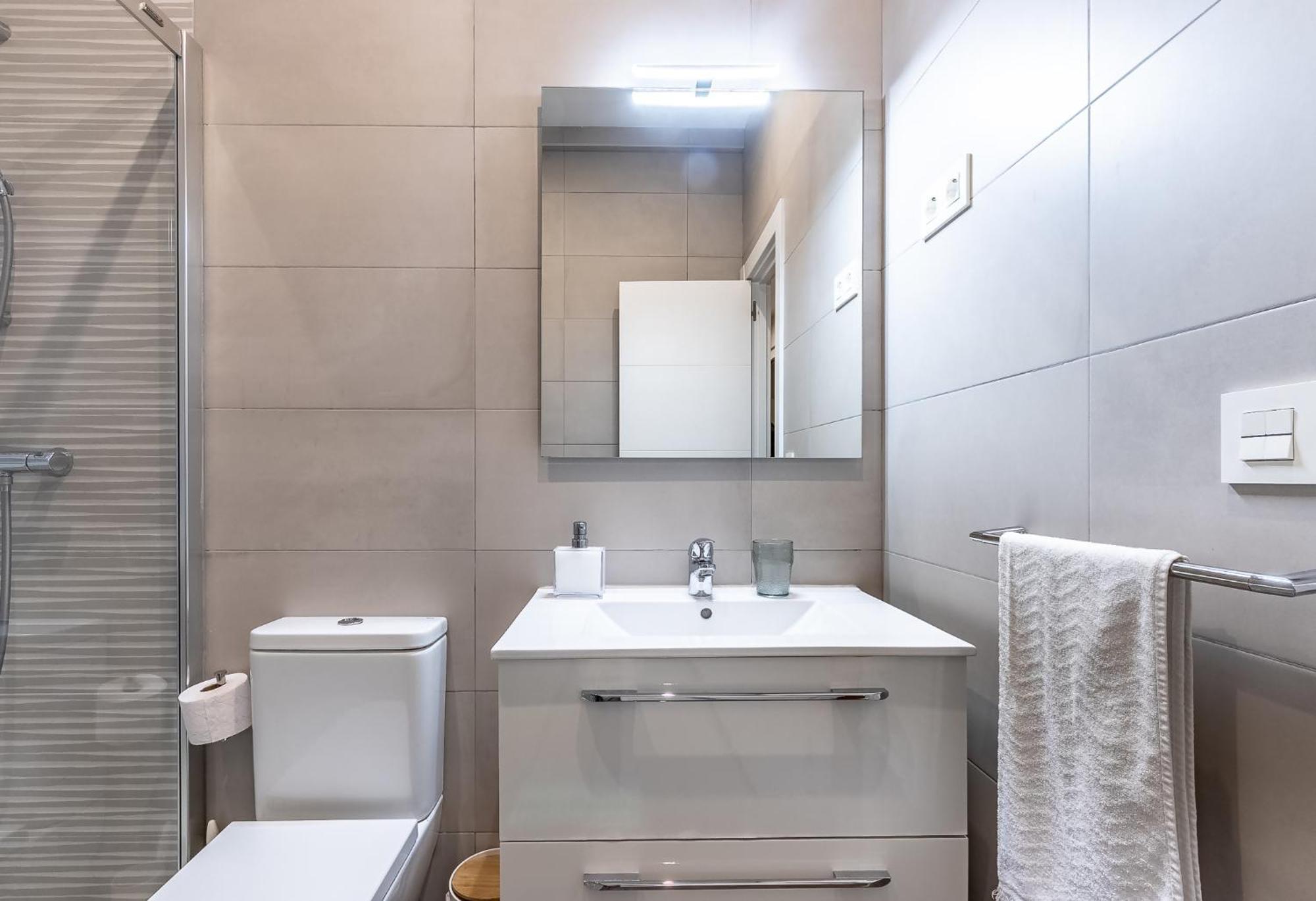 Homeloving Apartment Bilbao Centre With Parking Kültér fotó