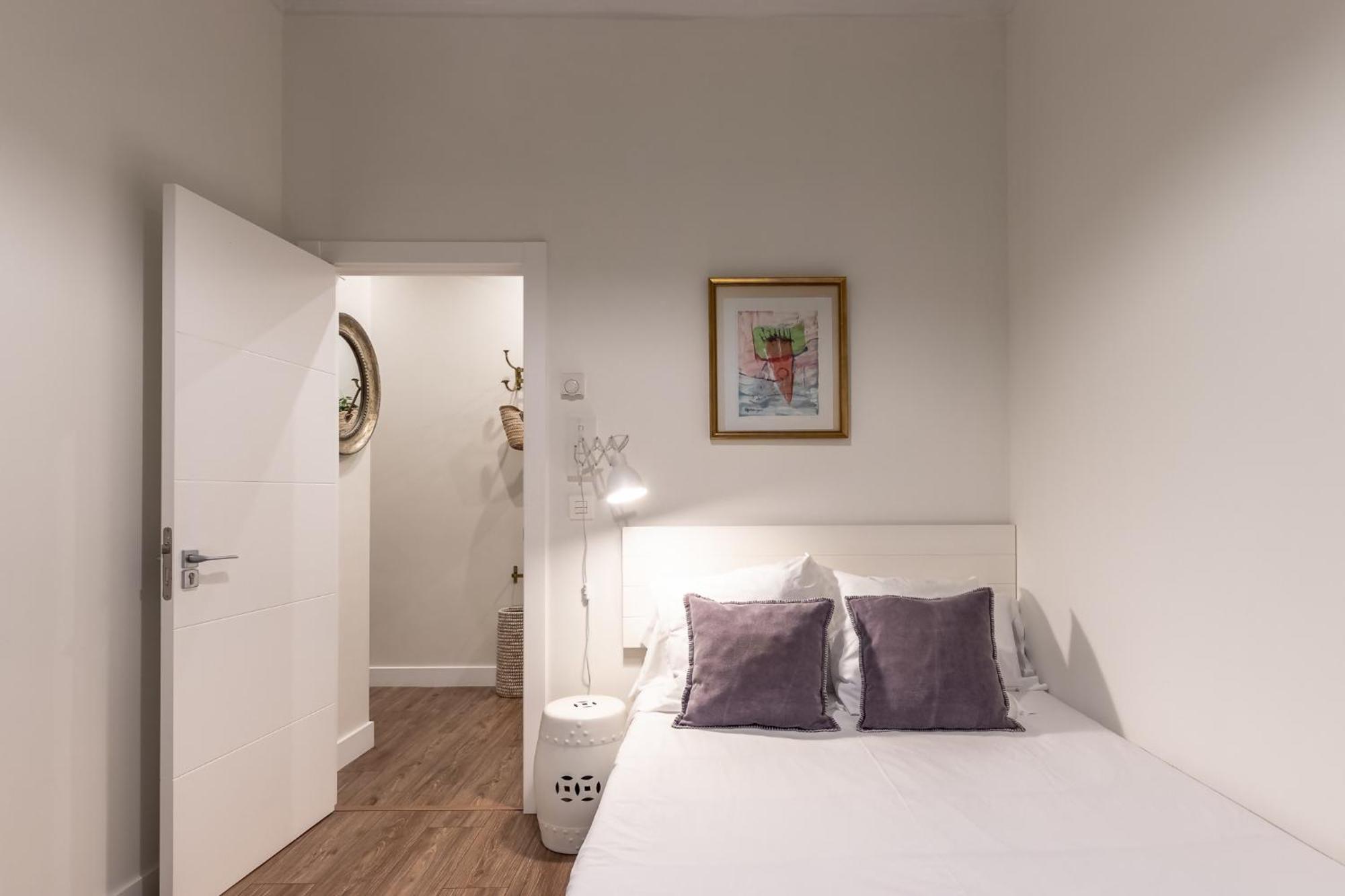 Homeloving Apartment Bilbao Centre With Parking Kültér fotó