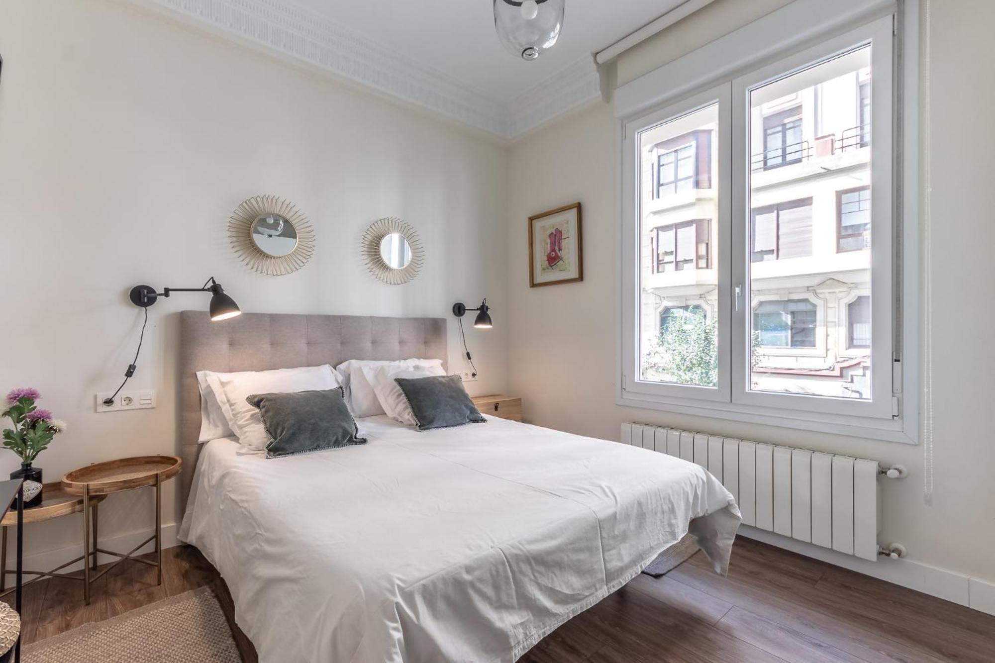 Homeloving Apartment Bilbao Centre With Parking Kültér fotó