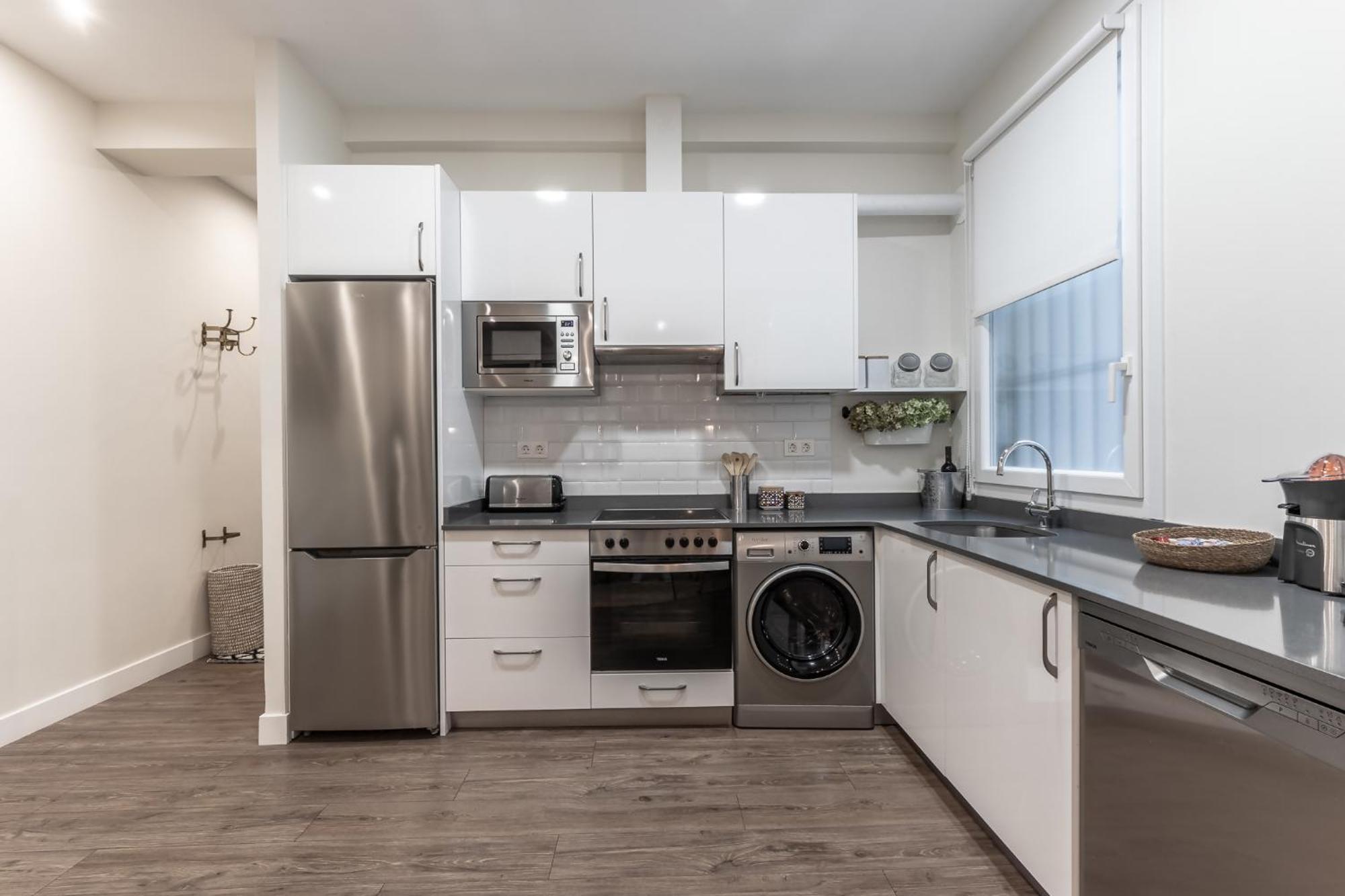 Homeloving Apartment Bilbao Centre With Parking Kültér fotó